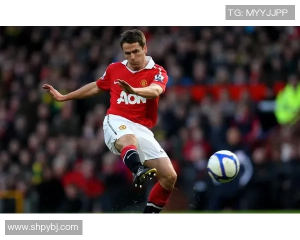 足球明星全景揭秘与精彩瞬间展示图集